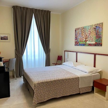 B&B Ponte Capograssi ซุลโมนา ภายนอก รูปภาพ