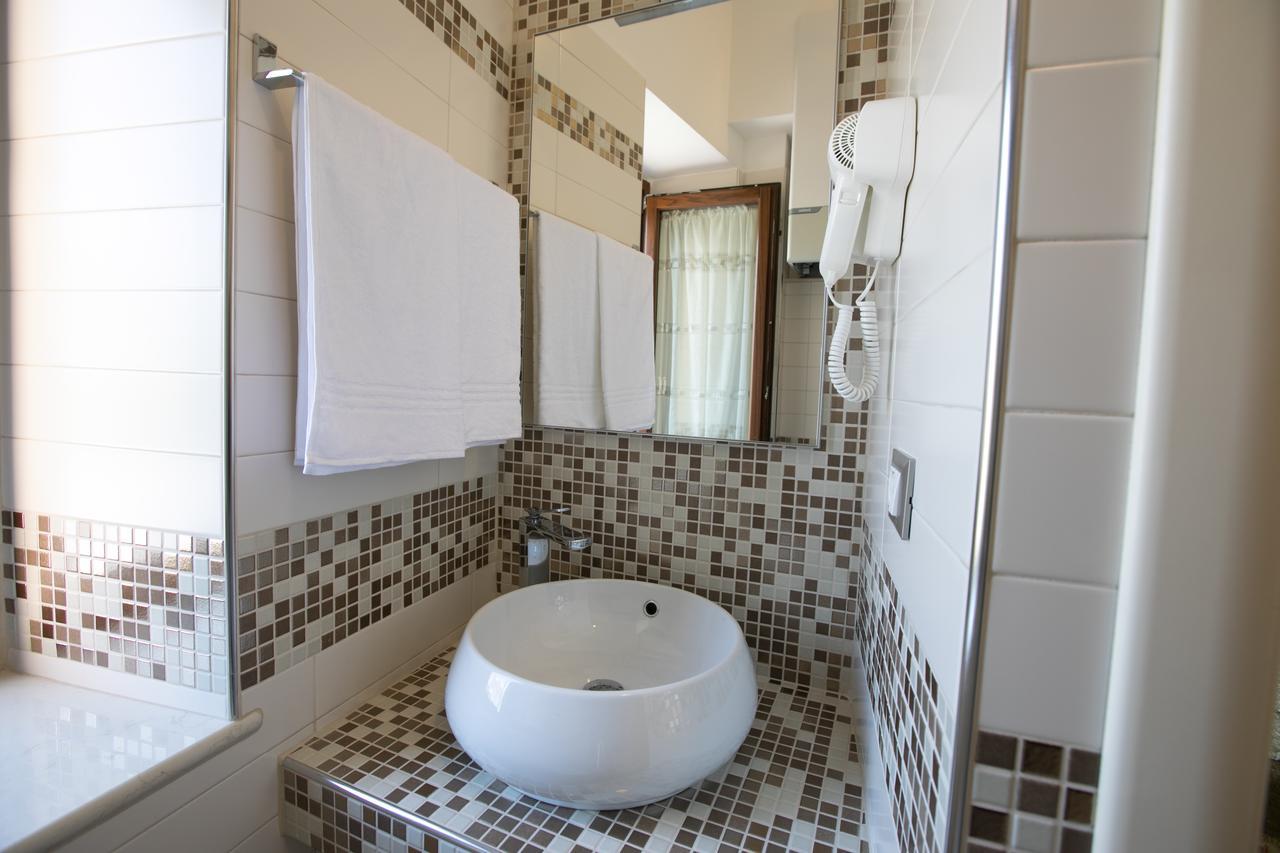 B&B Ponte Capograssi ซุลโมนา ภายนอก รูปภาพ