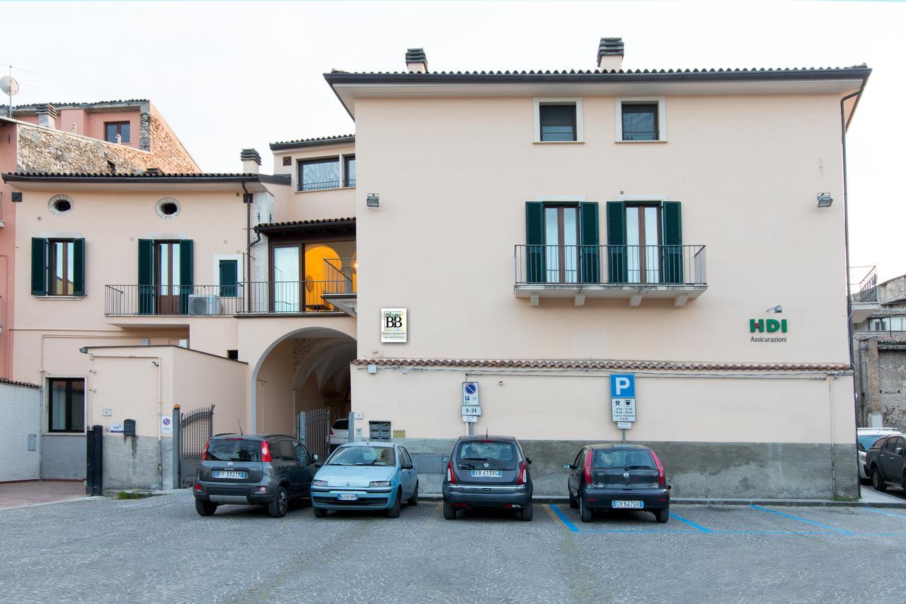 B&B Ponte Capograssi ซุลโมนา ภายนอก รูปภาพ