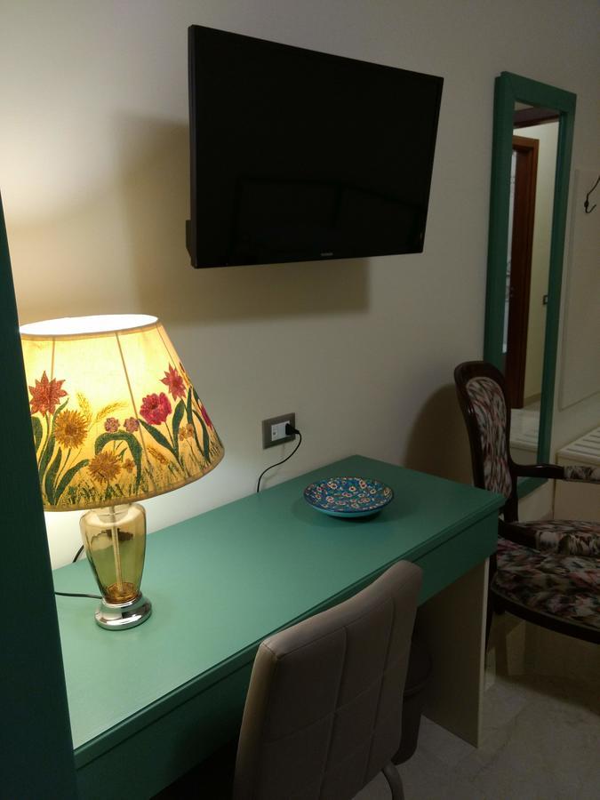 B&B Ponte Capograssi ซุลโมนา ภายนอก รูปภาพ
