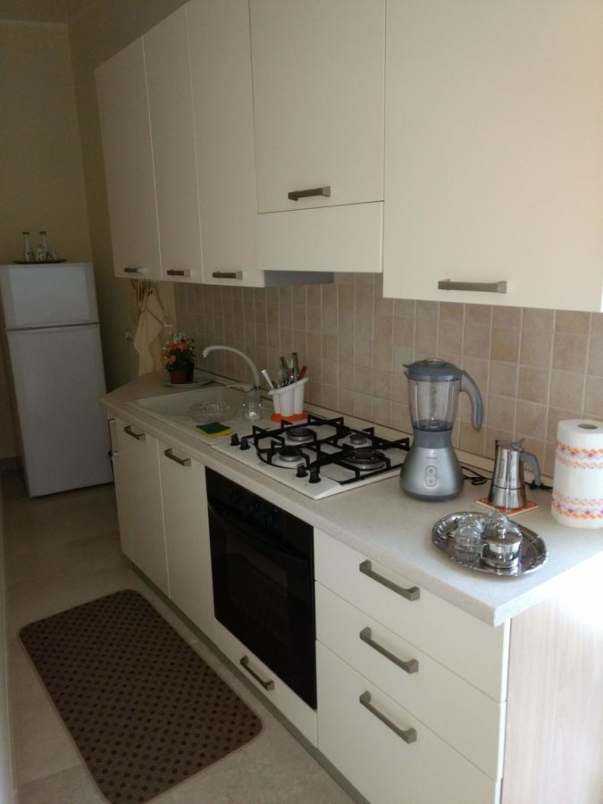 B&B Ponte Capograssi ซุลโมนา ภายนอก รูปภาพ