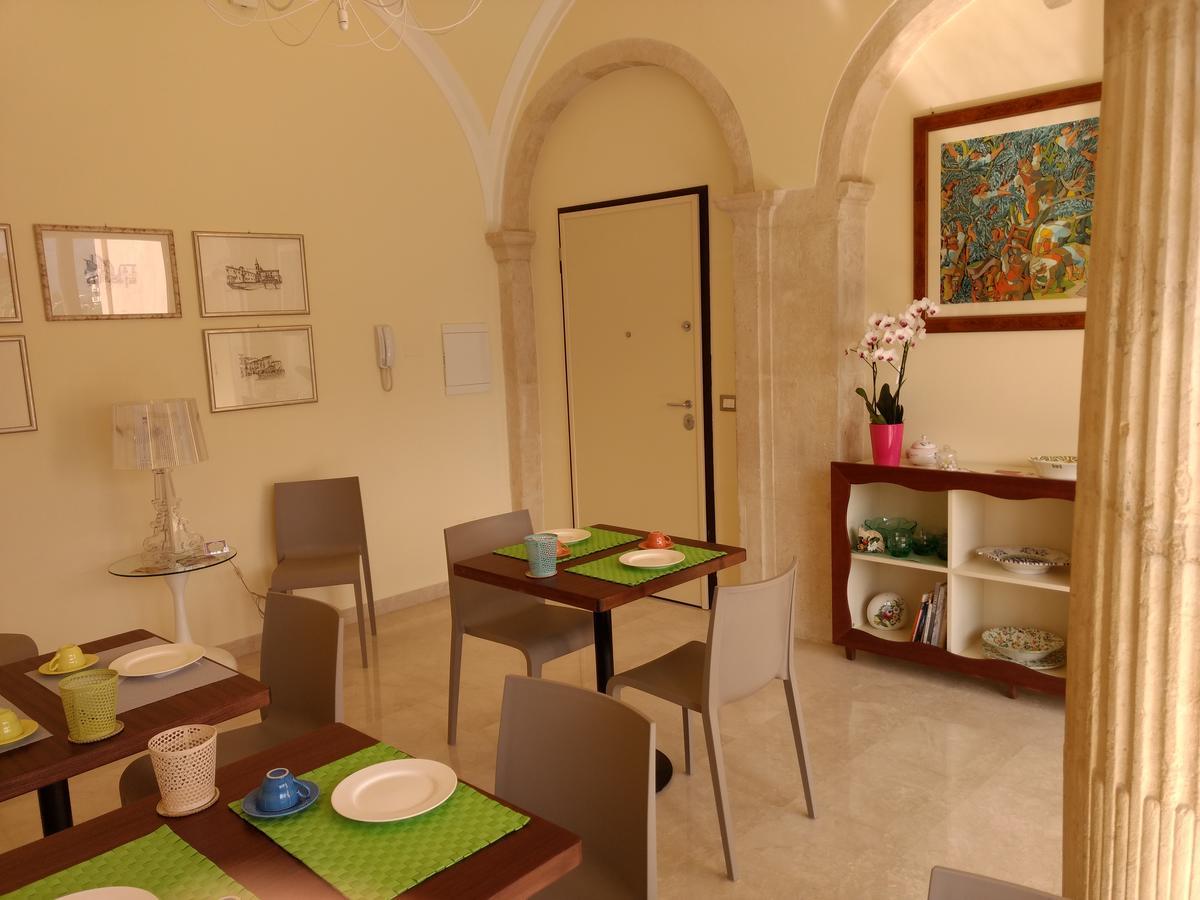 B&B Ponte Capograssi ซุลโมนา ภายนอก รูปภาพ